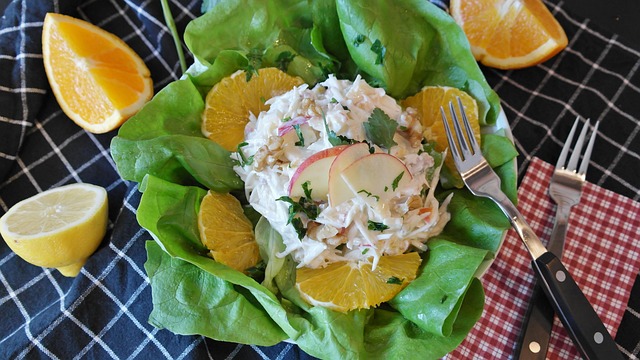 Ensalada Waldorf criolla — receta argentina