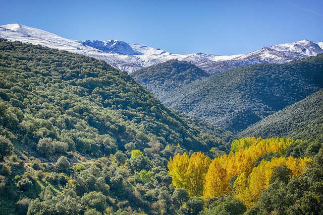 Sierra Nevada — Granada — destino turístico