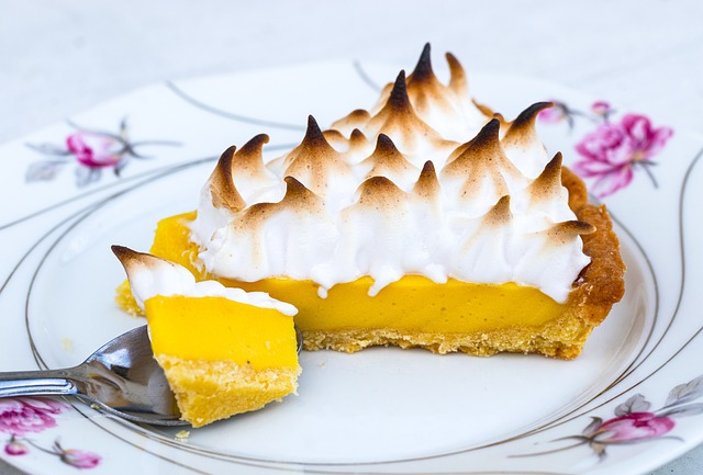 Tarta de limón con merengue — Recetas de la cultura argentina